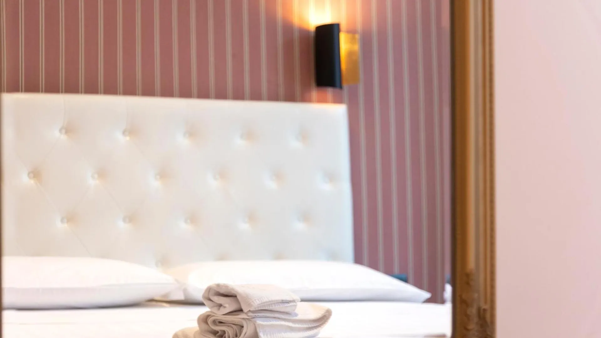 La Grande Bellezza Guest House Ρώμη