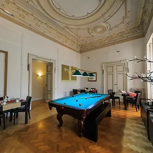 https://spaccanapoli-comfort-suites.hotels-amalfi.com