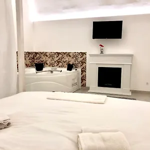 Bed & Breakfast Ada &