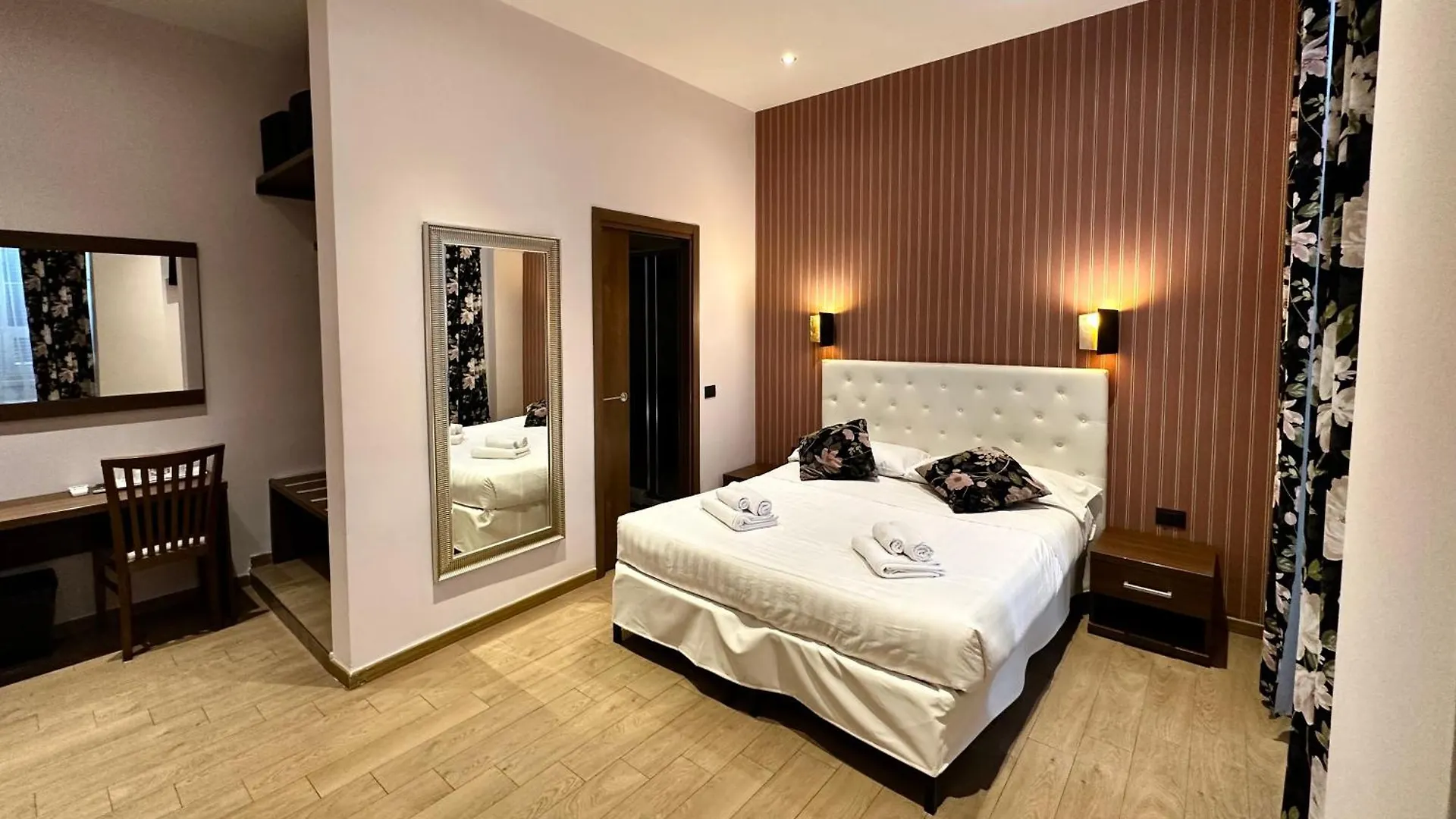La Grande Bellezza Guest House Rome Italy