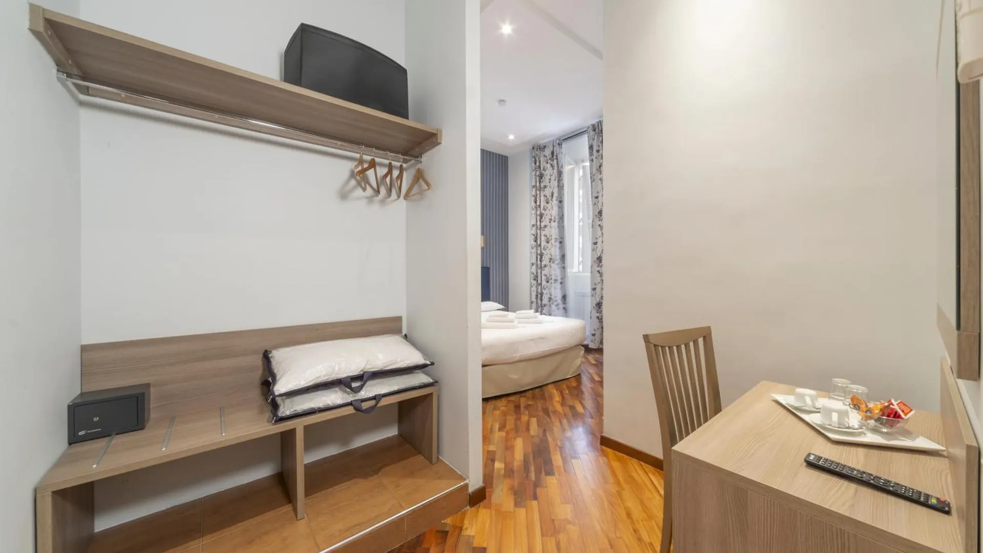 La Grande Bellezza Guest House Rome Italy
