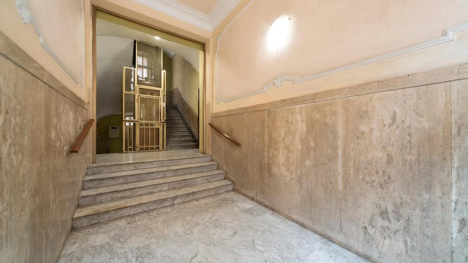 La Grande Bellezza Guest House Rome 2*,  Italy