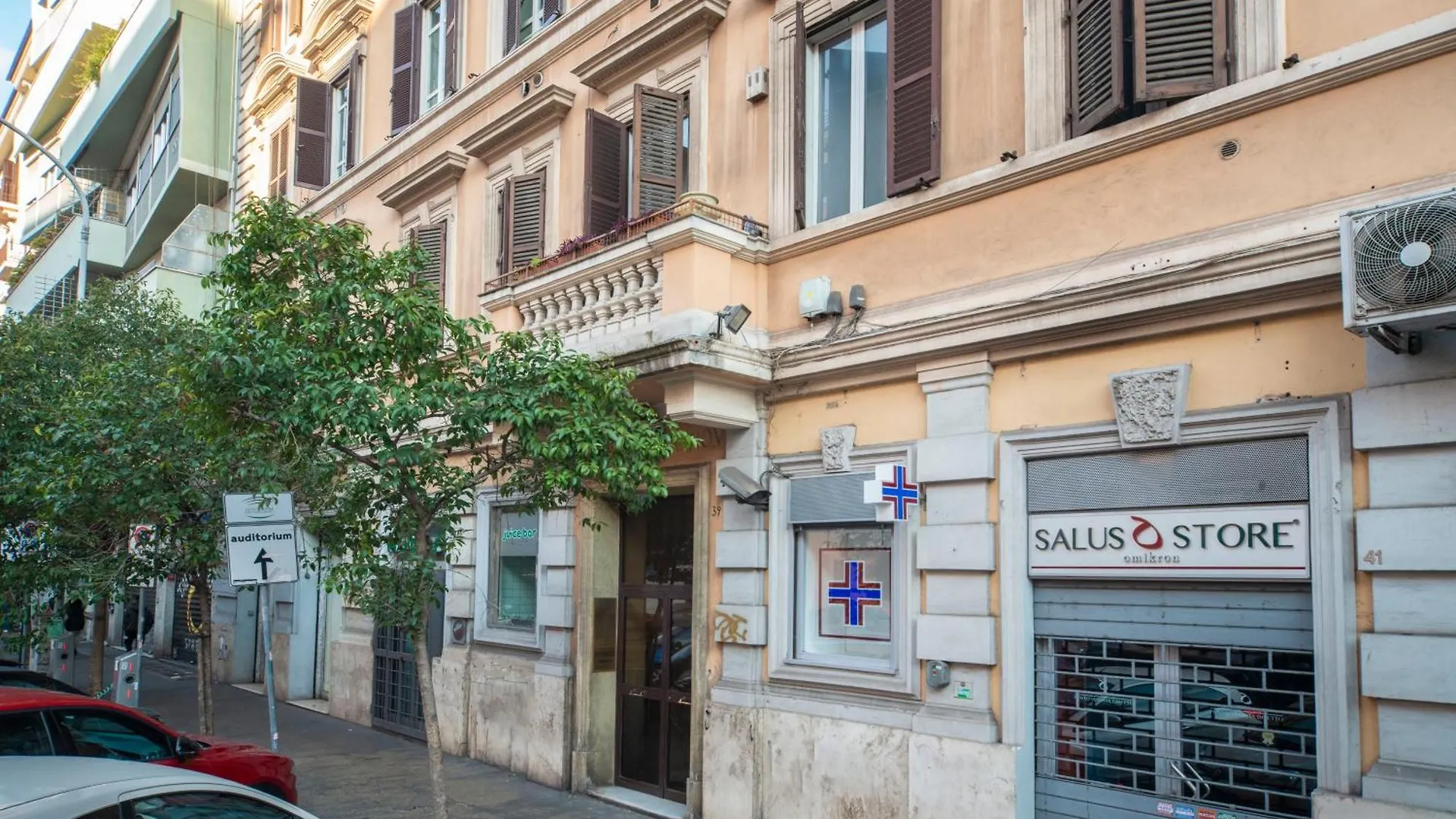 La Grande Bellezza Guest House Rome 2*,  Italy