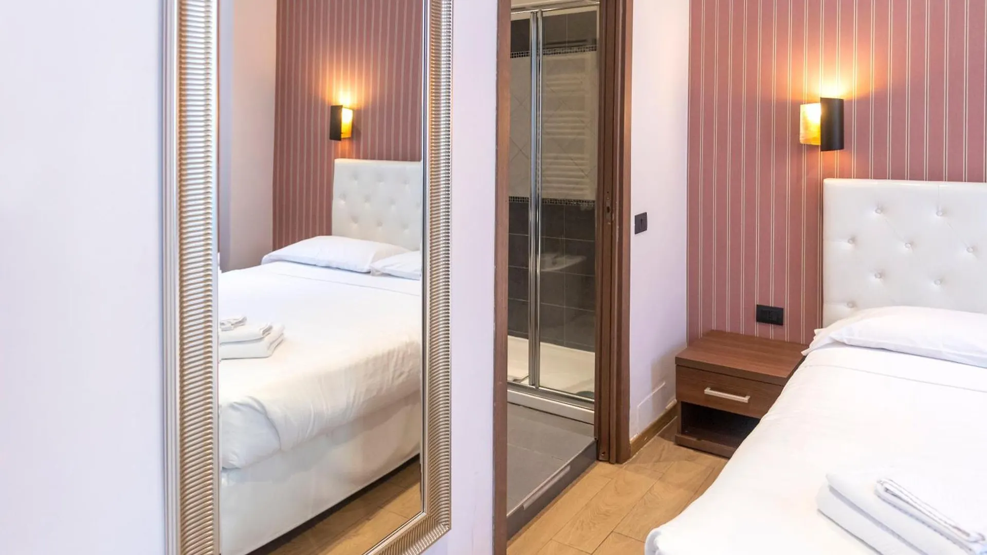 La Grande Bellezza Guest House Rome 2*,  Italy